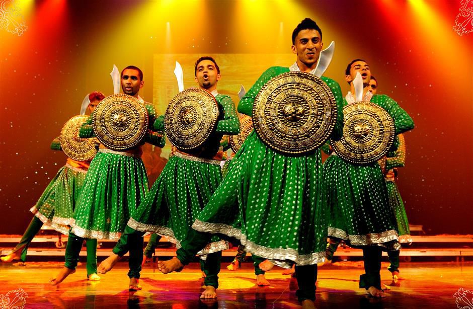 BOLLYWOOD DANCE SPECTACULAR: MYSTIC INDIA